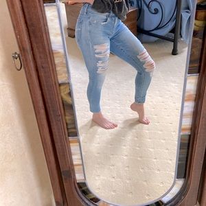 AE Ripped Skinny Jeans